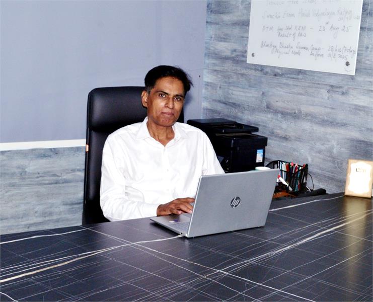 Dr Ahsan Ali