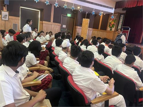 AMBIENCE PUBLIC SCHOOL