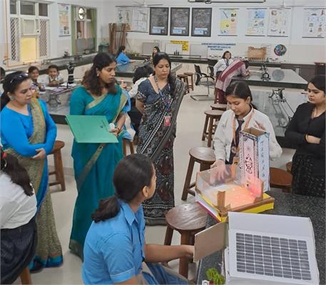 QUEEN`S VALLEY SCHOOL