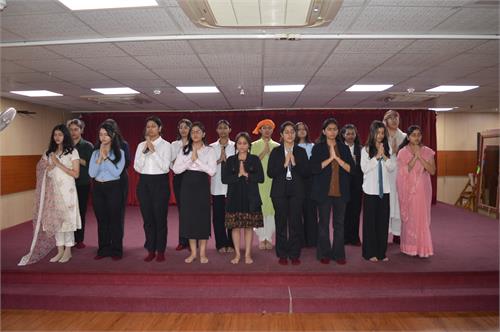 QUEEN`S VALLEY SCHOOL