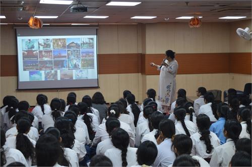 QUEEN`S VALLEY SCHOOL