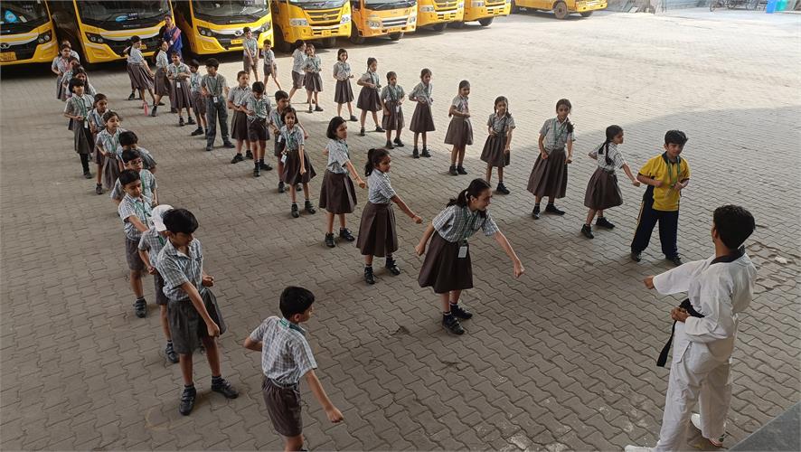 Arwachin Bharti Bhawan Sr. Sec. School