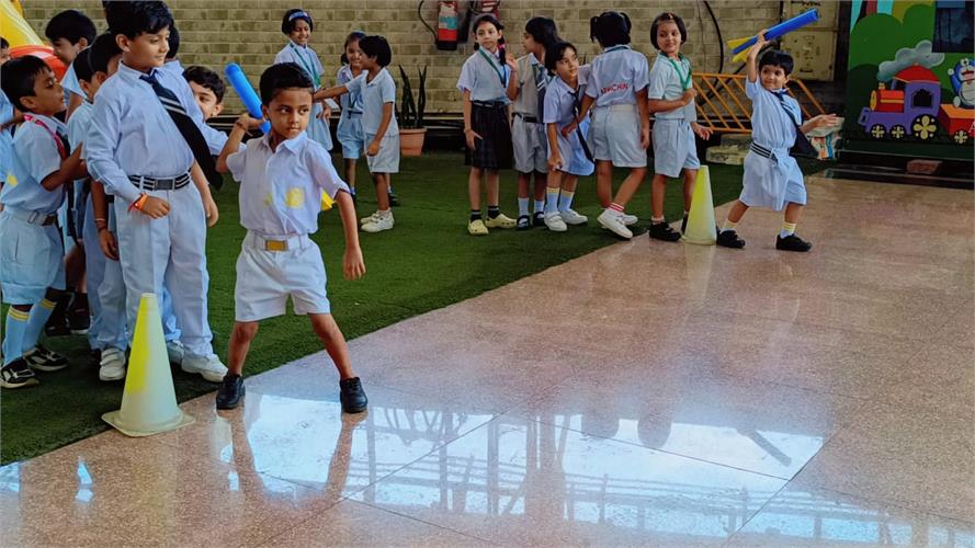 Javelin throwing Activity Class 1A &1B