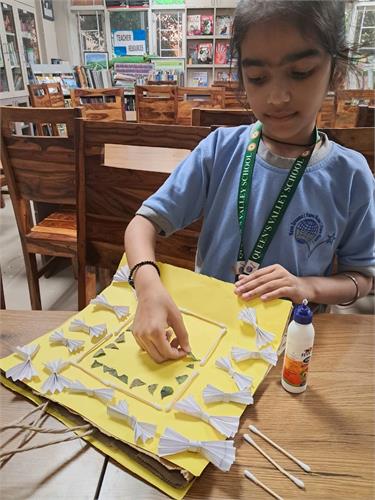 TOTE-ALLY UPCYCLED - Designing Bags (V)