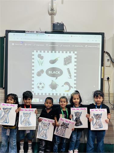 Nur - KG : Black colour Day