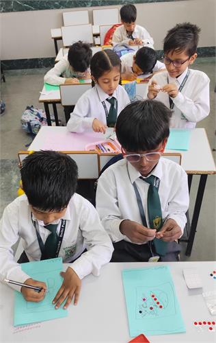 CLASS 1 MY STORY, MY COVER (BOOKCOVER DESIGNING ACTIVITY)