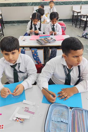 CLASS 1 MY STORY, MY COVER (BOOKCOVER DESIGNING ACTIVITY)