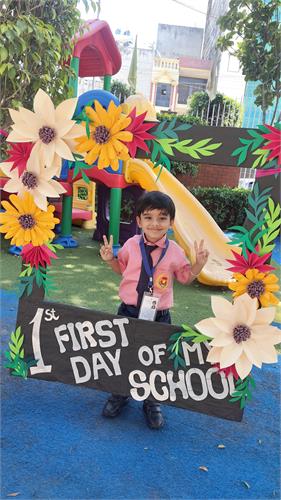 Ist Day of School