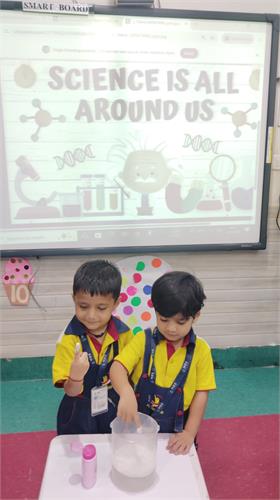 Nur & KG : Magic Powder Experiment (Hydrophobic Repel)