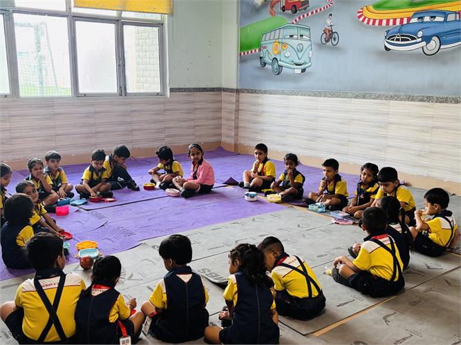 Nur-Kg :  Healthy Tiffin Talk