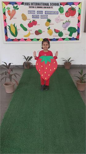 kg : Fruit and Vegetable Ramp Walk